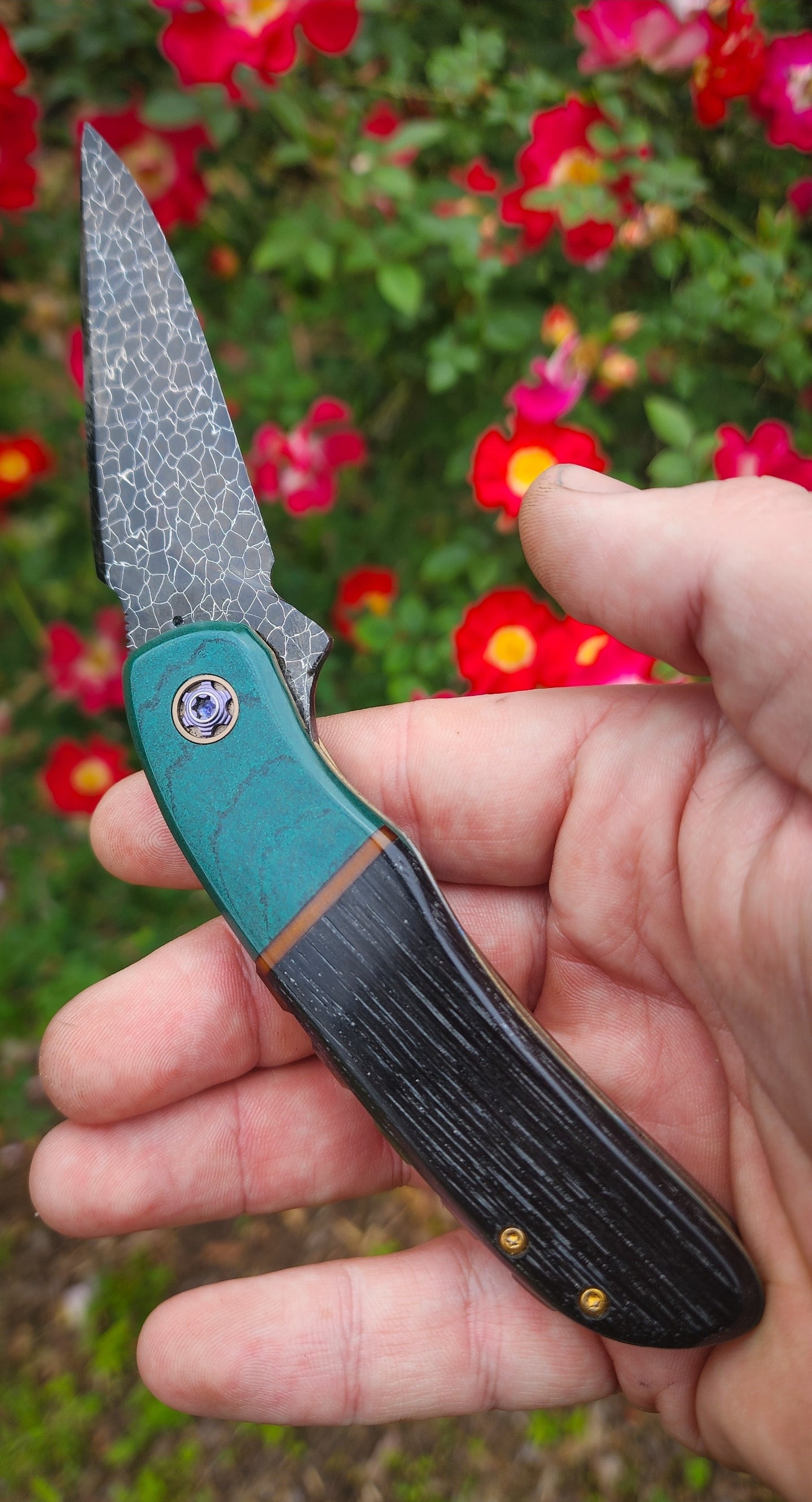 SandTiger LinerLock Custom